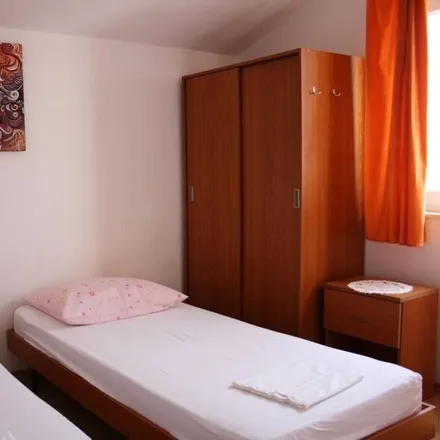Image 4 - Buzet, Istarska Županija, Croatia - Apartment for rent