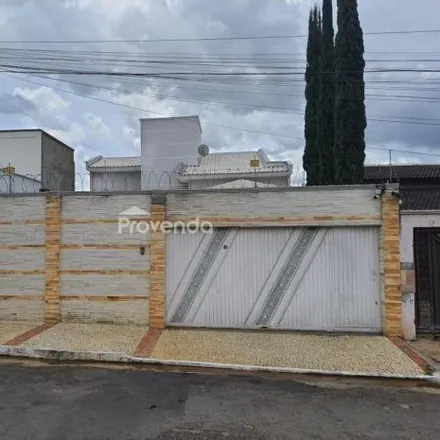 Buy this 3 bed house on Rua Presidente Estênio Vicente in Jardim Presidente, Goiânia - GO