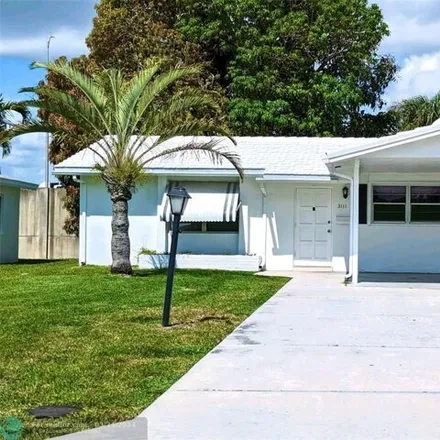 Image 1 - 3113 East Golf Boulevard, Pompano Beach, FL 33064, USA - House for rent