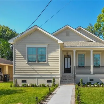 Buy this 4 bed house on 2643 Athis Street in New Orleans, LA 70122