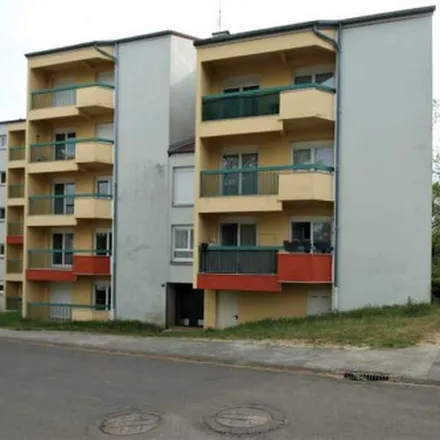 Image 1 - 2 Rue de la Victoire de la Marne, 52000 Chaumont, France - Apartment for rent