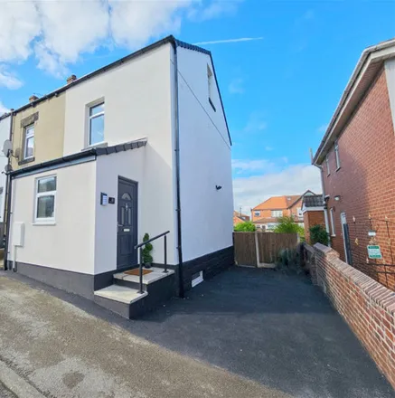 Buy this 5 bed house on 82A Greenfoot Lane in Barnsley, S75 2SY