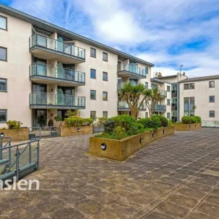 Rent this 2 bed apartment on Spinkles Gelato in 33 West Street, Brighton