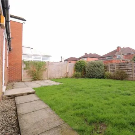 Image 7 - Mill Lane, Stockport, SK5 6YW, United Kingdom - House for rent