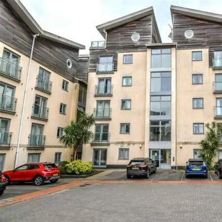 Buy this 2 bed apartment on Y Rhodfa in Barry, CF63 4BB