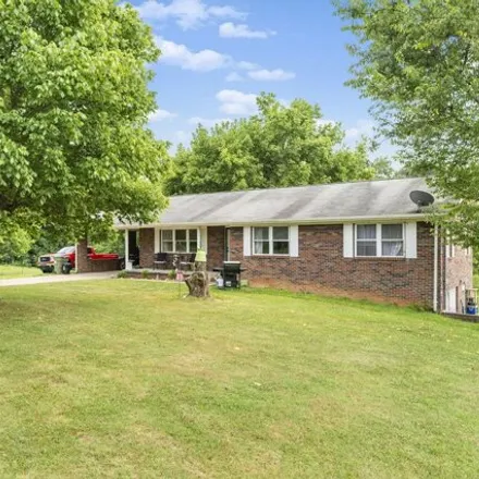 Buy this 5 bed house on 212 Summit Rd in Madisonville, Tennessee