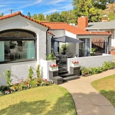 Image 1 - 5251 Live Oak View Drive, Los Angeles, CA 90041, USA - House for sale