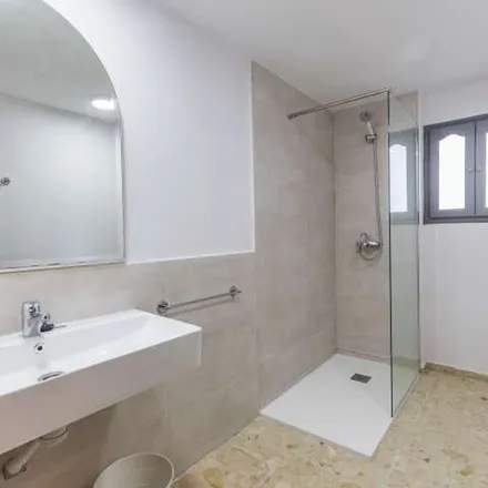 Image 6 - Carrer de Pepe Alba, 13, 46022 Valencia, Spain - Apartment for rent