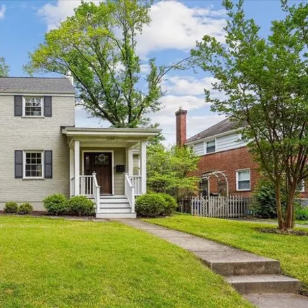 Rent this 3 bed house on 207 North Wakefield Street in Arlington, VA 22203
