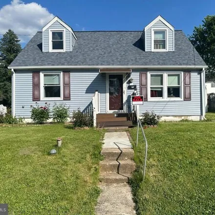 Buy this 3 bed house on School Alley in Lansdale, PA 19440