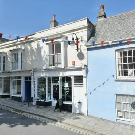 Image 1 - 42 Lower Market Street, Penryn, TR10 8BH, United Kingdom - Room for rent