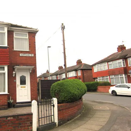 Buy this 3 bed townhouse on Hampshire Road in Droylsden, M43 7PL
