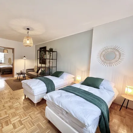 Rent this 4 bed apartment on Heerenstraße 10 in 45145 Essen, Germany