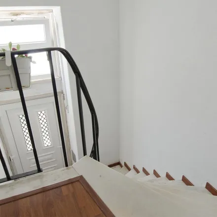 Rent this 5 bed apartment on Rua Cidade de Manchester 13 in 1170-098 Lisbon, Portugal