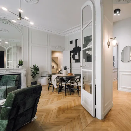 Image 9 - 9 Rue de Lota, 75116 Paris, France - Apartment for rent