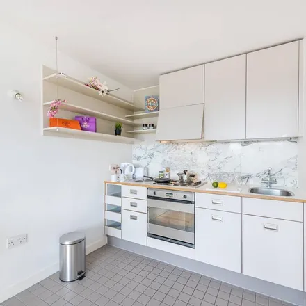 Image 1 - unnamed road, London, SE13 7RT, United Kingdom - Apartment for rent