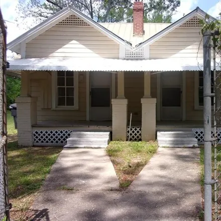 Buy this 2 bed house on 635 Corn Avenue in Albany, GA 31701