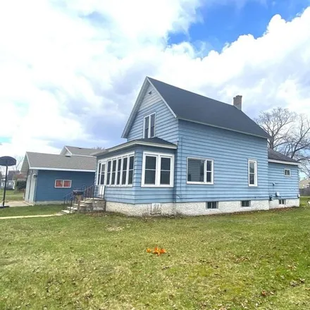 Buy this 4 bed house on 670 Minnesota Avenue in Gladstone, MI 49837