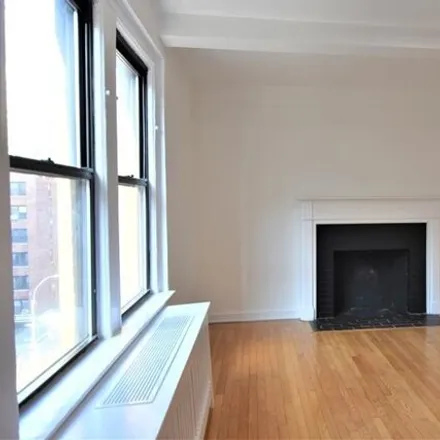 Image 2 - 31 East 12th Street, New York, NY 10003, USA - House for rent