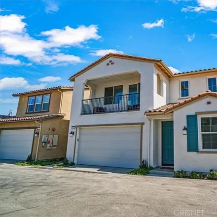 Buy this 3 bed loft on 1999 Galway Lane in Thousand Oaks, CA 91320