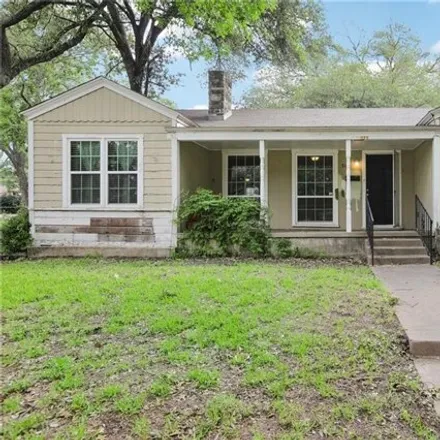 Buy this 3 bed house on 302 E Lamar Ave in Temple, Texas