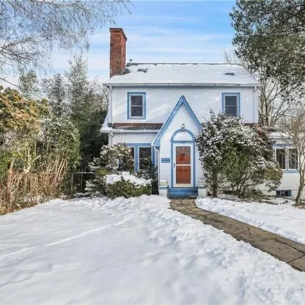 Buy this 3 bed house on 183 Ferndale Road in Edgemont, Village of Scarsdale