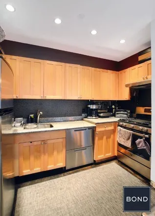 Image 4 - 407 East 12th Street, New York, NY 10009, USA - Condo for rent