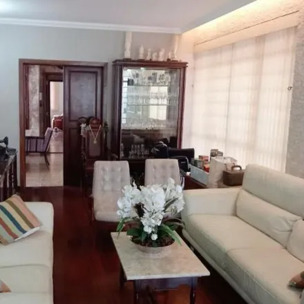 Buy this 4 bed house on Rua Alfenas in Cruzeiro, Belo Horizonte - MG