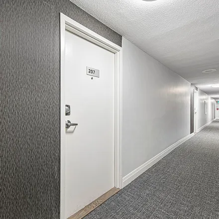Image 1 - 2737 Kipling Avenue, Toronto, ON M9V 5C7, Canada - Apartment for rent