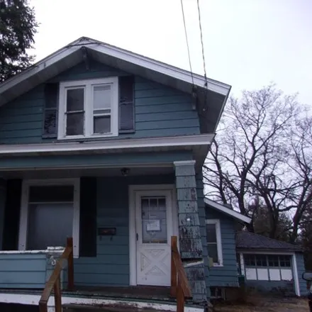 Buy this 2 bed house on 1819 Stephenson Street in Marinette, WI 54143