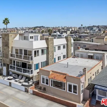 Buy this 3 bed condo on 634 The Strand in Hermosa Beach, CA 90254