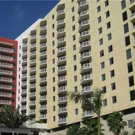 Rent this 2 bed condo on 258 South Lakeside Court in West Palm Beach, FL 33407