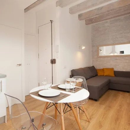 Image 7 - Carrer de Sevilla, 08001 Barcelona, Spain - Apartment for rent
