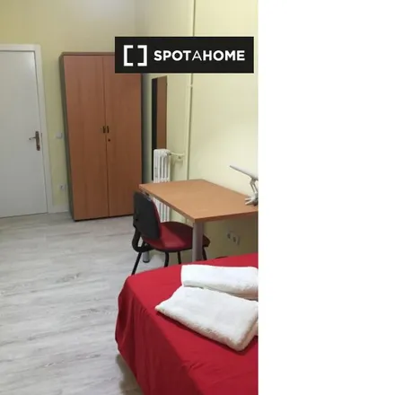 Image 2 - Shangyuan, Ronda de Atocha, 28012 Madrid, Spain - Room for rent