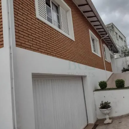 Buy this 3 bed house on Rua Dovílio Taconi in Jardim Quisisana, Poços de Caldas - MG