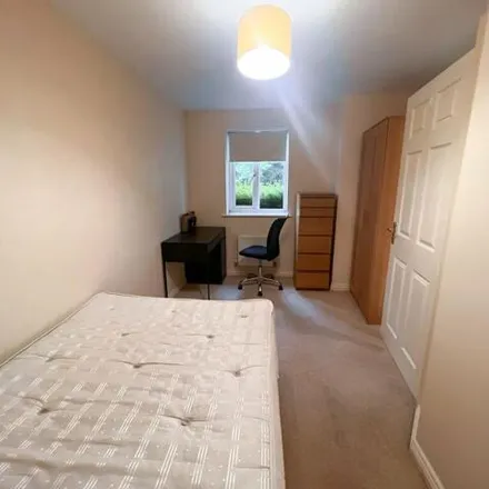 Image 3 - 173 Long Down Avenue, Stoke Gifford, BS16 1UJ, United Kingdom - Townhouse for rent