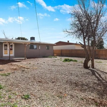 Image 3 - 2803 18th Street Northwest, Albuquerque, NM 87104, USA - House for sale