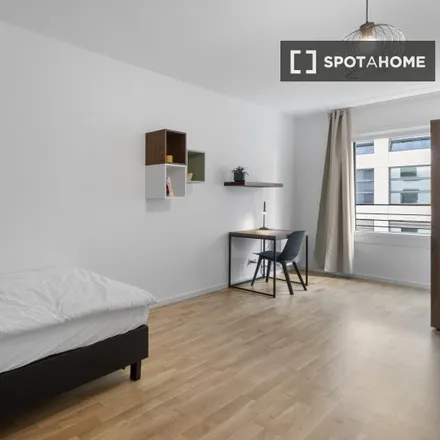 Rent this 5 bed room on Kontorhaus-Mitte in Kronenstraße, 10117 Berlin