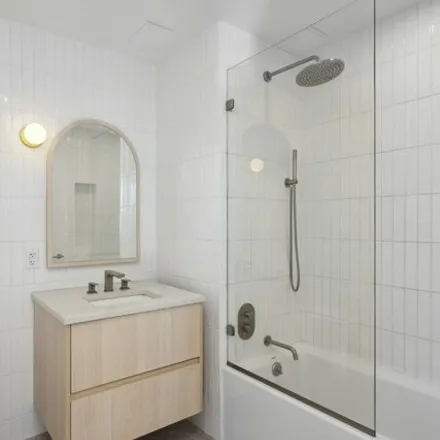 Image 3 - 417 Metropolitan Avenue, New York, NY 11211, USA - House for rent