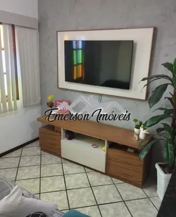 Buy this 2 bed apartment on Rua Joaquim Melo Junior in Cabo Frio - RJ, 28910-190
