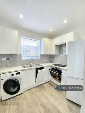 Rent this 3 bed apartment on Kings Road in Richmond Road, London