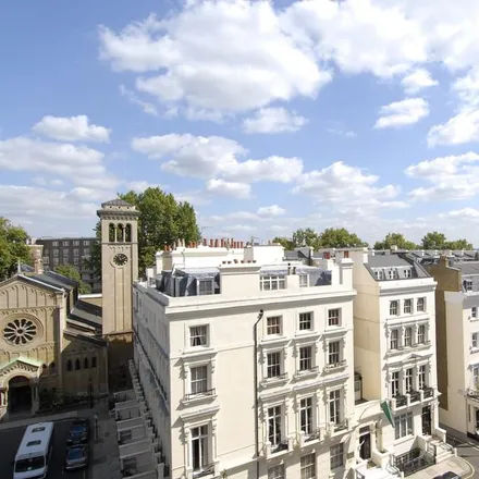 Image 4 - Kingston House South 40-90, Ennismore Gardens, London, SW7 1NQ, United Kingdom - Apartment for rent