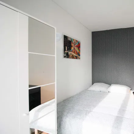 Image 2 - 2 Rue Mozart, 92110 Clichy, France - Room for rent