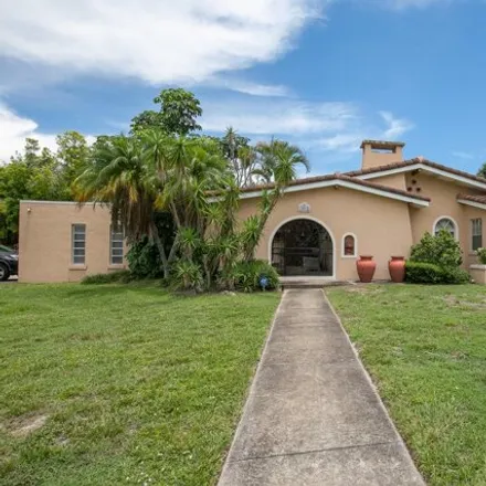 Buy this 3 bed house on 1024 Grandview Boulevard in Fort Pierce, FL 34982
