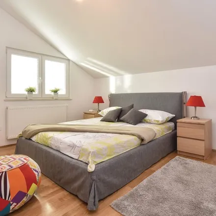 Rent this 3 bed apartment on 21213 Grad Kaštela