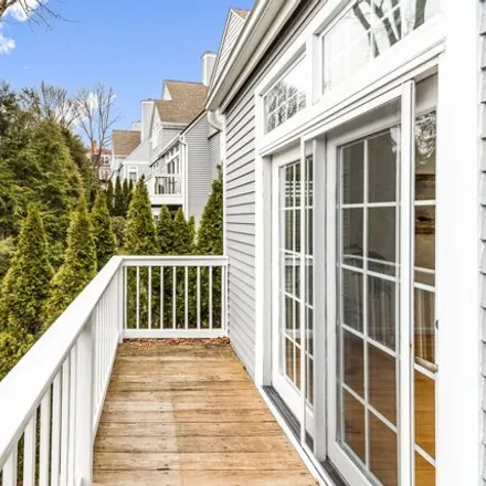 Image 3 - 186 Field Point Road, Greenwich, CT 06830, USA - Townhouse for sale