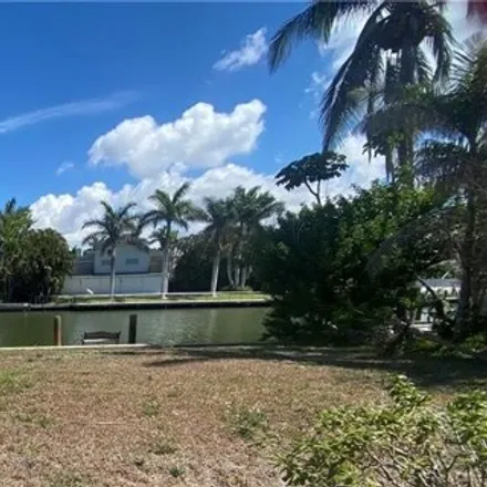 Image 8 - 265 Channel Drive, Collier County, FL 34108, USA - House for sale