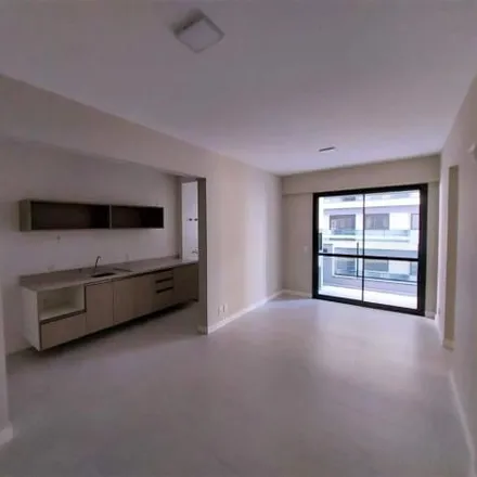 Rent this 2 bed apartment on Laboratório Central de Saúde Pública in Rua Felipe Schmidt 788, Centro