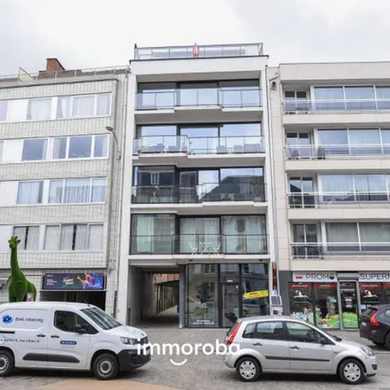Rent this 1 bed apartment on Markt 36 in 9800 Deinze, Belgium
