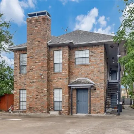 Rent this 2 bed house on 2805 Reagan Street in Dallas, TX 75219